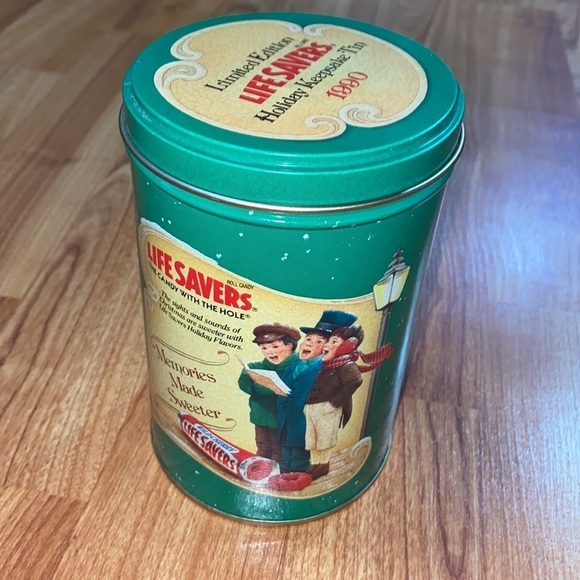 Vintage 1990 Limited Edition Life Savers Holiday Keepsake Tin - Picture 2 of 6
